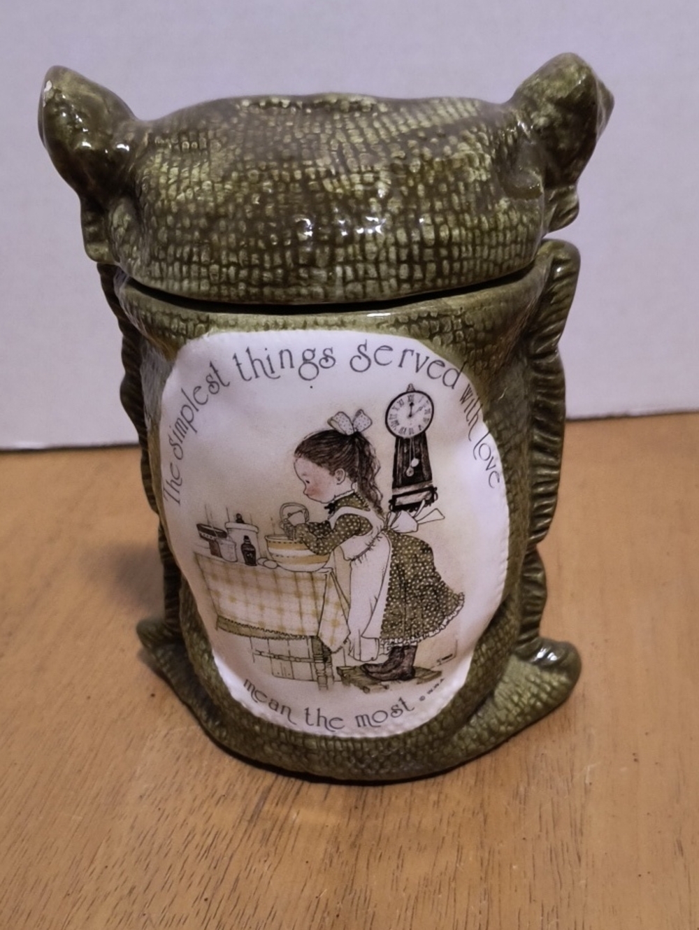 Vintage Green  Holly Hobbie Jar with Illustrated Panel B6